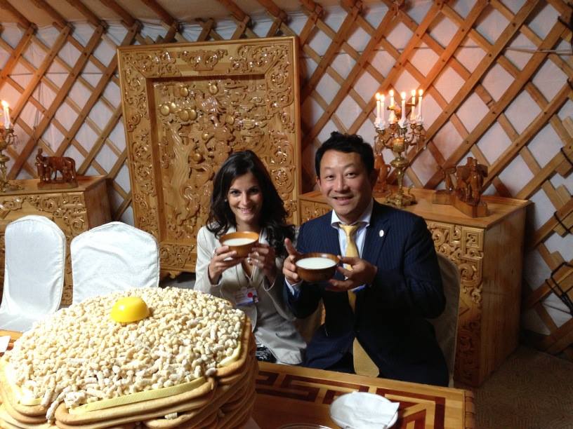 2013-10-23-GiovannaMingarelliandChikarainMongolia